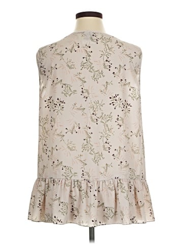 Lyssé Sleeveless Blouse (view 2)