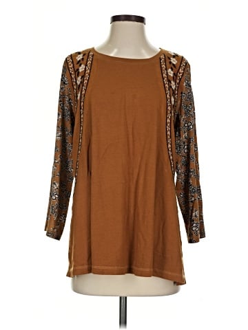 LOGO by Lori Goldstein 3/4 Sleeve T-Shirt (view 1)