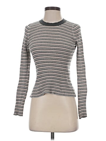 American Eagle Outfitters Turtleneck Sweater (view 1)