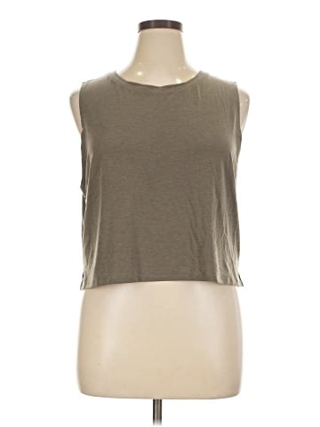 Gap Fit Sleeveless T-Shirt (view 1)