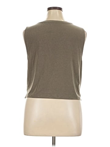 Gap Fit Sleeveless T-Shirt (view 2)