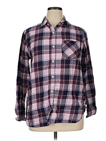 Old Navy Long Sleeve Button-Down Shirt (view 1)