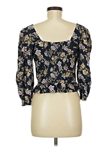 American Eagle Outfitters 3/4 Sleeve Blouse (view 2)