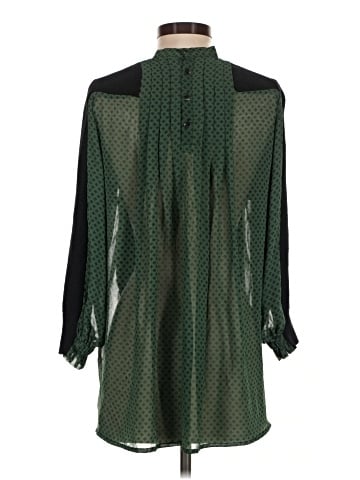 CAbi 3/4 Sleeve Top (view 2)