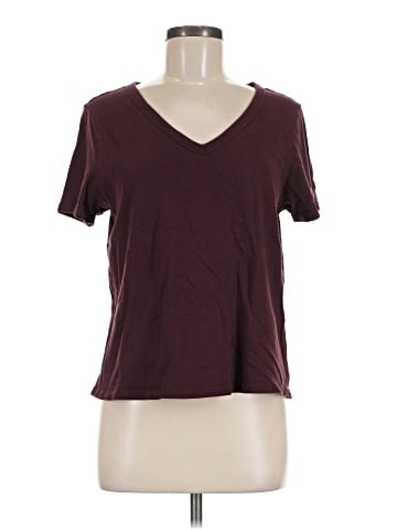Old Navy Short Sleeve T-Shirt (view 1)