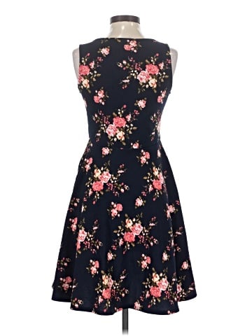 Agnes & Dora Casual Dress (view 2)