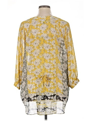 CAbi 3/4 Sleeve Blouse (view 2)