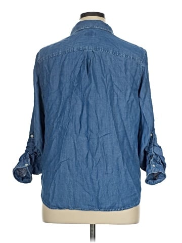 Levi's 3/4 Sleeve Button-Down Shirt (view 2)