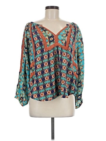 Tolani 3/4 Sleeve Blouse (view 1)