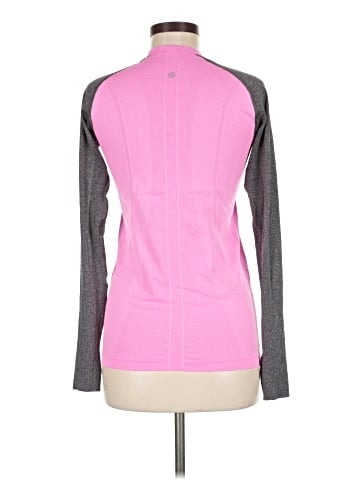 Lululemon Athletica Long Sleeve T-Shirt (view 2)