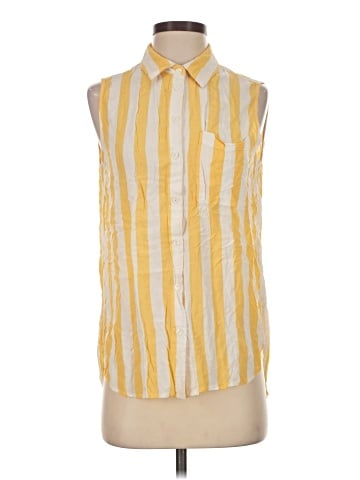 Velvet Heart Sleeveless Button-Down Shirt (view 1)