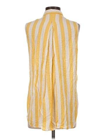 Velvet Heart Sleeveless Button-Down Shirt (view 2)