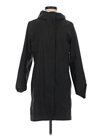 Lululemon Athletica Raincoat (view 1)