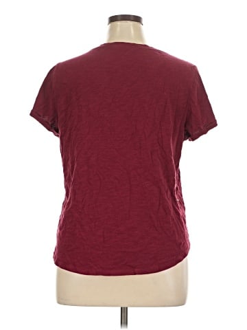 Old Navy Short Sleeve T-Shirt (view 2)