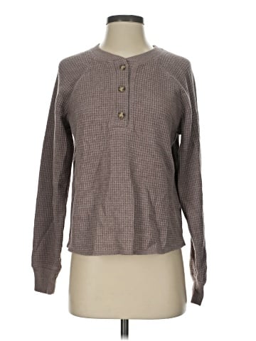 Old Navy Pullover Sweater (view 1)