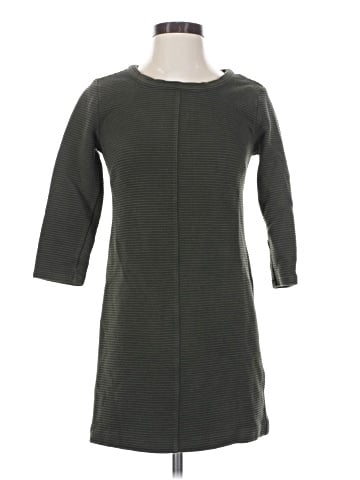 Vineyard Vines Casual Dress (view 1)