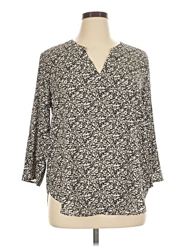 Maurices 3/4 Sleeve Blouse (view 1)