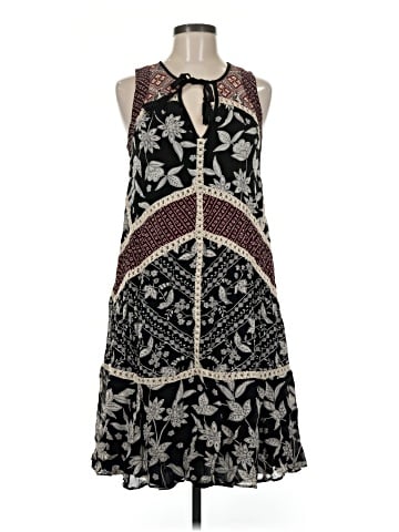 Floreat Casual Dress (view 1)