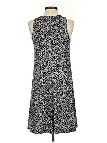 Old Navy Casual Dress (view 2)