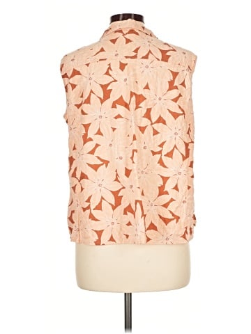 Eddie Bauer Sleeveless Button-Down Shirt (view 2)