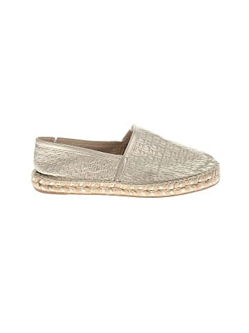 Carolina Herrera Flats (view 1)