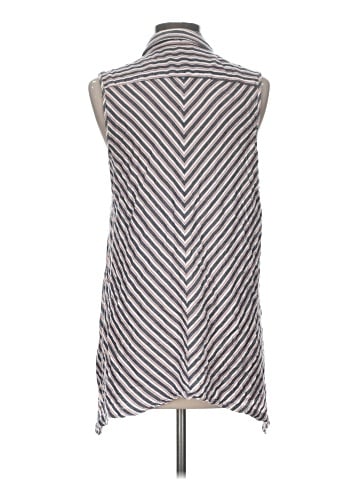 Max Studio Sleeveless T-Shirt (view 2)