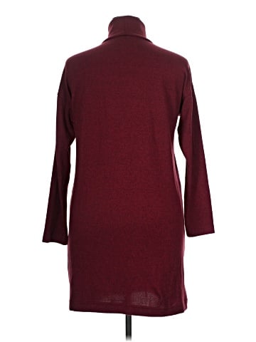 Uniqlo Turtleneck Sweater (view 2)
