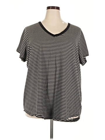 Torrid Short Sleeve T-Shirt (view 1)