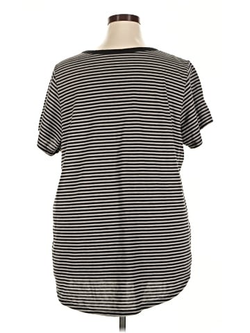 Torrid Short Sleeve T-Shirt (view 2)