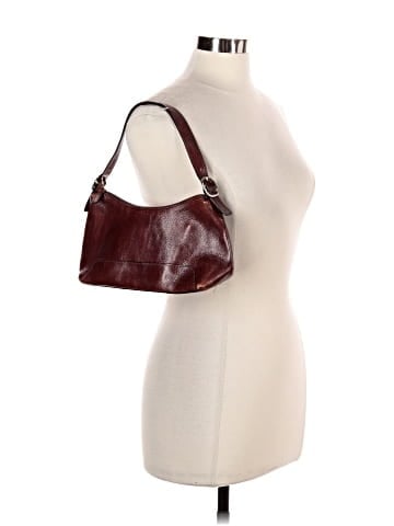 Wilsons Leather Leather Shoulder Bag (view 2)