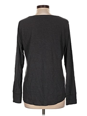 Old Navy Pullover Sweater (view 2)