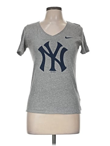 Nike Short Sleeve T-Shirt (view 1)