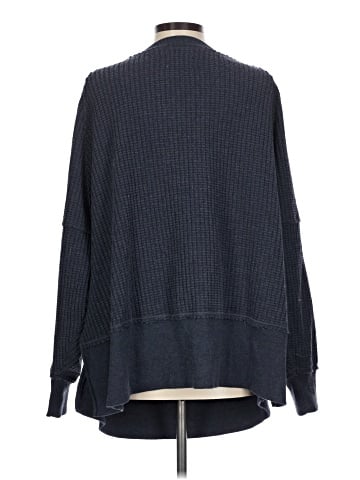 American Eagle Outfitters Pullover Sweater (view 2)
