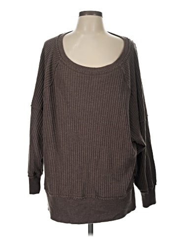 American Eagle Outfitters Pullover Sweater (view 1)