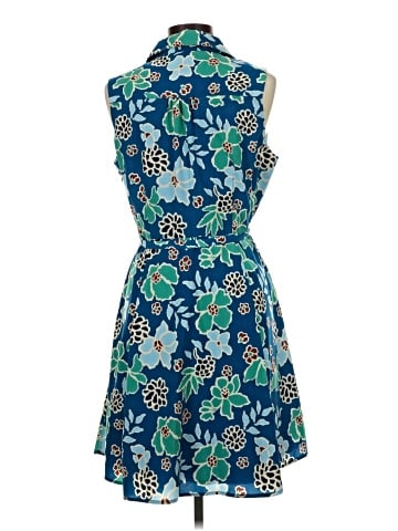 Banana Republic Factory Store Casual Dress (view 2)
