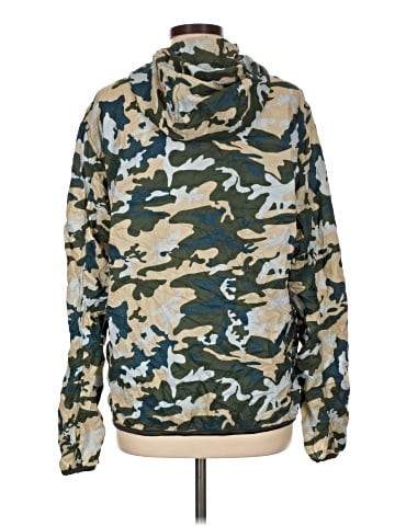 Uniqlo Windbreaker (view 2)