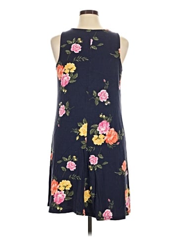 Old Navy Casual Dress (view 2)