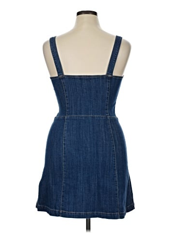 H&M Casual Dress (view 2)