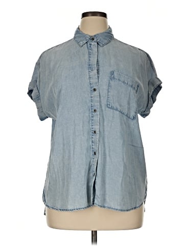 Jane and Delancey Short Sleeve Button-Down Shirt (view 1)