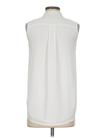 Babaton Sleeveless Blouse (view 2)