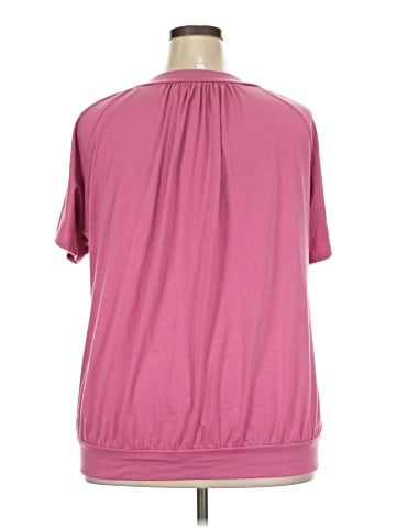 Dokotoo Short Sleeve Top (view 2)