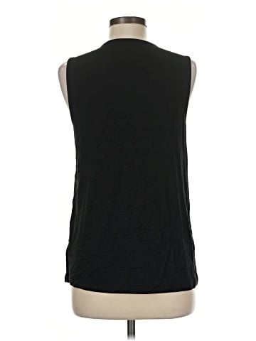 Cupio Sleeveless Top (view 2)
