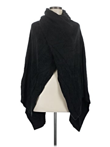 Barefoot Dreams Cozychic Lite Poncho (view 1)