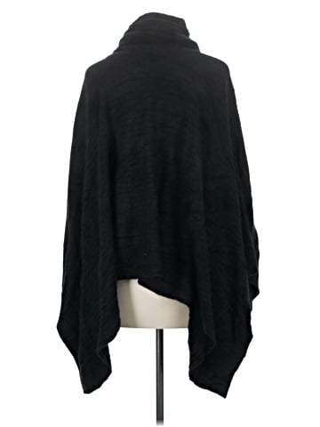 Barefoot Dreams Cozychic Lite Poncho (view 2)