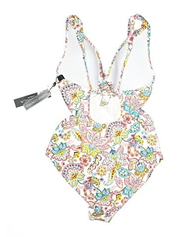 La Blanca One Piece Swimsuit (view 2)