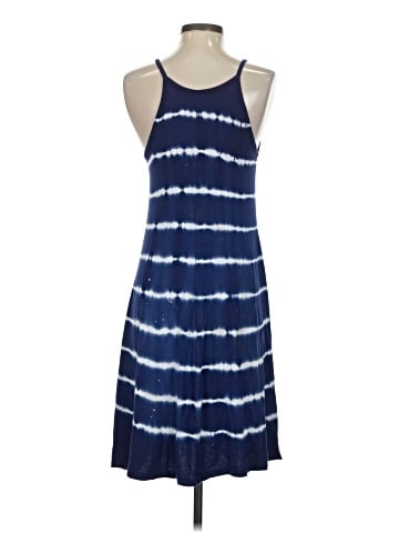 Old Navy Casual Dress (view 2)