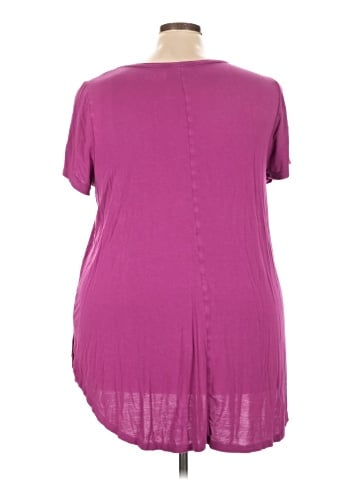 LIVI Short Sleeve T-Shirt (view 2)