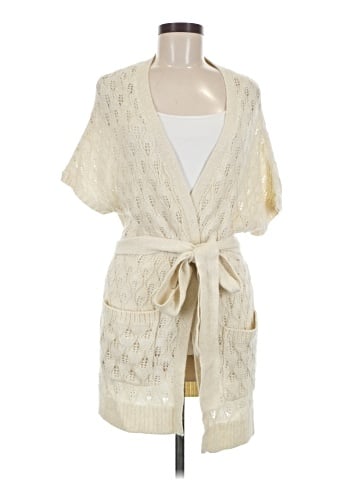 Isabella Rodriguez Cardigan (view 1)
