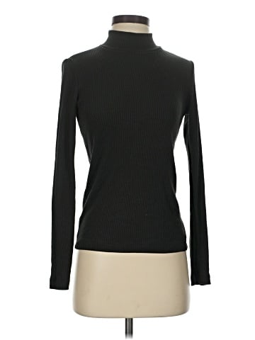 Uniqlo Long Sleeve Turtleneck (view 1)