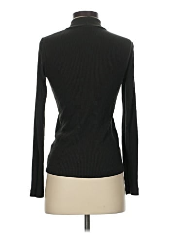 Uniqlo Long Sleeve Turtleneck (view 2)